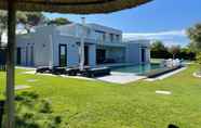 Others 4 Fantastic Villa With Private Pool - Luxury Holidays on Private Island Albarella