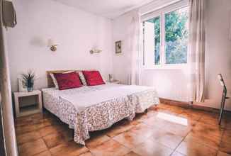 Bedroom 4 Chambres d'hôtes Avignon