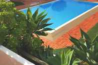 Kolam Renang Sunny Ocean View Apartment With Swimming Pool
