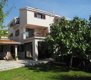 Exterior 3 Apartment Damir 2 2 pax