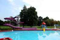 Swimming Pool HVZ Iris Wellness 4p