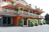ภายนอกอาคาร Etna Royal View - Mansarda Luxury Suite