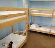 Phòng ngủ 5 Hostel Szafarnia 10 Bed&Breakfast