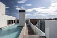 Swimming Pool Apartamentos Core Suites Valencia