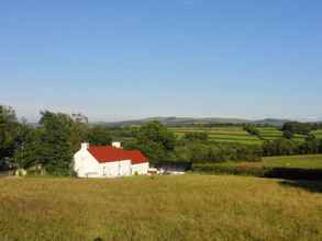 Exterior 4 Beautiful Grade 2 Welsh Longhouse With Rural Views