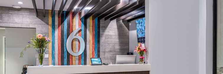 Lobby Studio 6 Suites – Stockton, CA – Waterfront