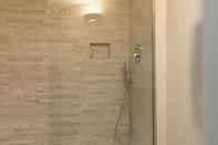 In-room Bathroom Mi-ggal7a6 - Gian Galeazzo 7