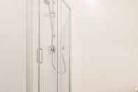 In-room Bathroom Mi-brgz1a1 Bergonzoli Place - Bilo A - Eva