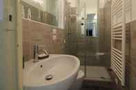 In-room Bathroom Mi-melz12b2s - Melzo 12 - 2B SUP Vintage