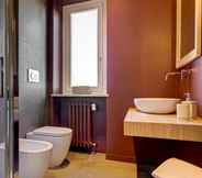 In-room Bathroom 6 Ca Flor Dolcetto