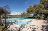 Swimming Pool Hill Country Hideaway TBM 208