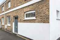 Exterior Windsor Mews by Stay Focused SA