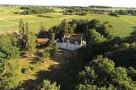 วิวและสถานที่ท่องเที่ยวใกล้เคียง Château Cassemichère - gîte et chambre d'hôte