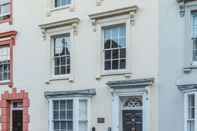 Exterior 6 Bedroom City Centre Townhouse