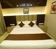 Phòng ngủ 5 Neermala Residency