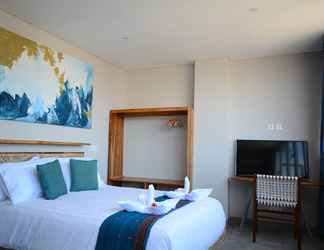 Bedroom 2 Harbour Komodo Hotel