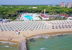 Lain-lain 6 "beautiful Apartment in Villa With Terrace - Great Location in Lignano Pineta"