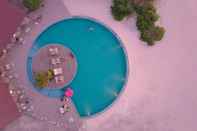 Swimming Pool Hondaafushi Island Resort