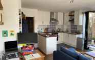 Kamar Tidur 3 Homely 1 Bedroom Apartment in South East London