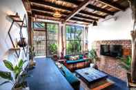 Common Space Gili Loft