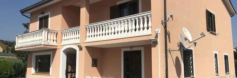 Exterior Immaculate 4-bed House in Cassino Villa Aurora