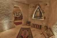 Lobi Sah Saray Cave Suites Halal Hotel