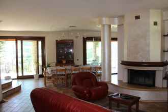 Lobi 4 Beautiful 4 bed House in Urbino in the Marche