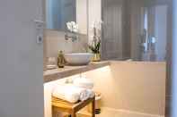 In-room Bathroom Domus 21 Luxury Suites