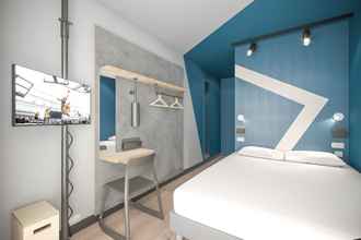 Kamar Tidur 4 ibis budget Manchester Airport