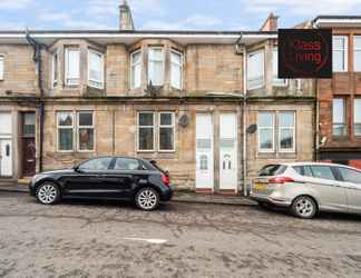 Exterior 2 One Bedroom Apartment by Klass Living Serviced Accommodation Coatbridge - Garturk Apartment With Wifi  and Parking
