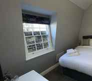 Bedroom 7 Dockers Inn
