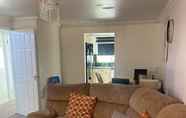 Ruang Umum 7 Lovely 2 Bed Flat-apt in East London- Nice Estate