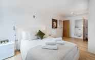 Bedroom 7 Two Bedroom Flat With Balcony in Central Wimbledon by Underthedoormat