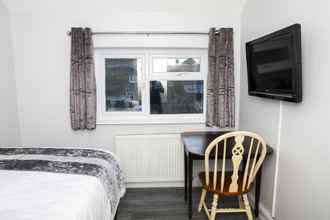 Kamar Tidur 4 Beautiful and Spacious House in South East London