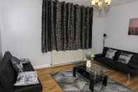 Ruang untuk Umum Beautiful and Spacious House in South East London