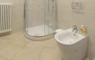 ห้องน้ำภายในห้อง 5 Villa Thomas - Appartamenti di Prestigio