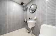 In-room Bathroom 6 Busan Beomildong Challenge Hotel