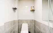 In-room Bathroom 2 Doksan Daeho Motel