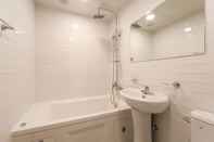 Phòng tắm bên trong Busan Dongnae Dreams