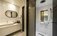 Toilet Kamar 7 Busan Songjeong Brooks Hotel