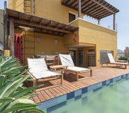 Swimming Pool 7 Amazing Loft at Parque de Los Novios w Private Jacuzzi 101