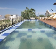 Swimming Pool 6 Amazing Loft at Parque de Los Novios w Private Jacuzzi 101