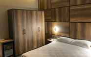 Bedroom 3 Mardiva Resort Hotel