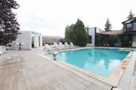 Swimming Pool Celik Termal Otel