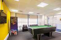 Entertainment Facility Vibrant Rooms-SHEFFIELD - Hostel