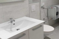 In-room Bathroom PK Apartments - Dubrovnik