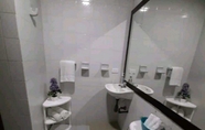 In-room Bathroom 6 ESTUDIO EN CARTAGENA CERCA AL MAR 205