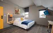 Kamar Tidur 4 The Larix Hotel