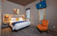 Kamar Tidur 7 The Larix Hotel