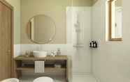 In-room Bathroom 3 VOI Le Muse Essentia